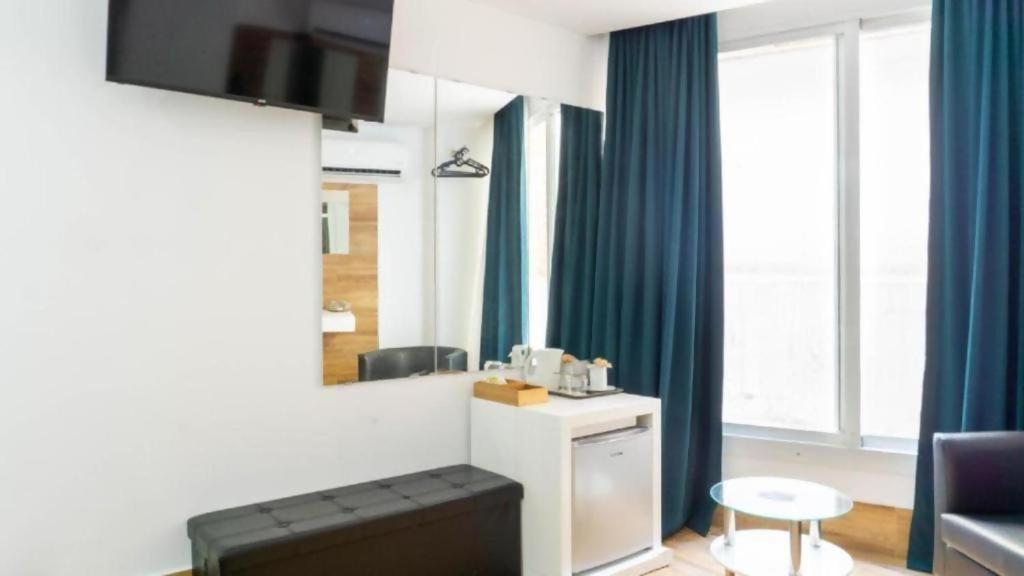 Ilustre Rooms Málaga Habitación foto
